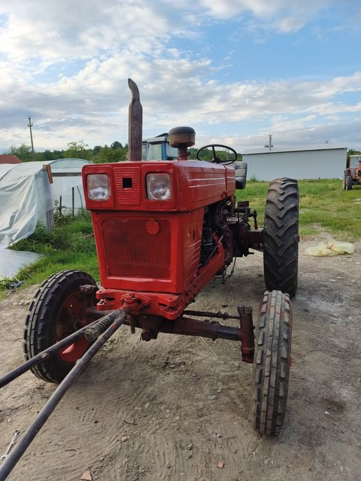Vând u650 de vazare