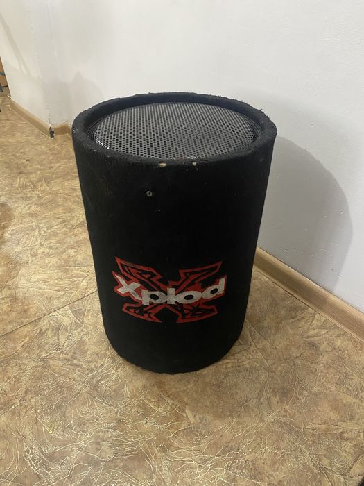 Продам сабвуфер.