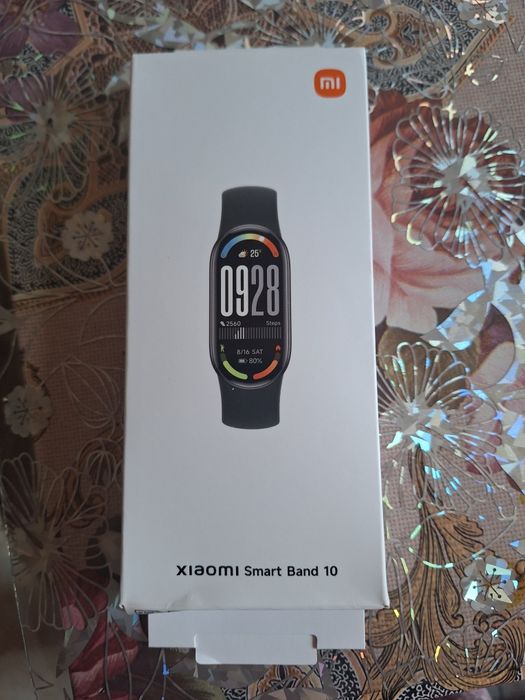 Brățară de fitnes nou nouță în cutie