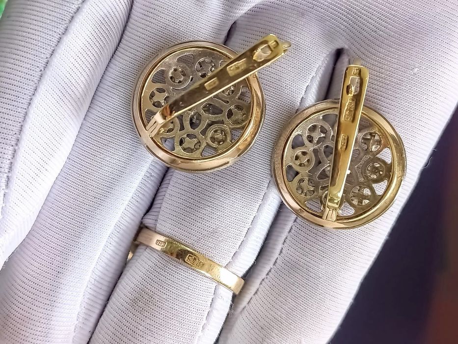 750 проба СССР Москва Бриллианты