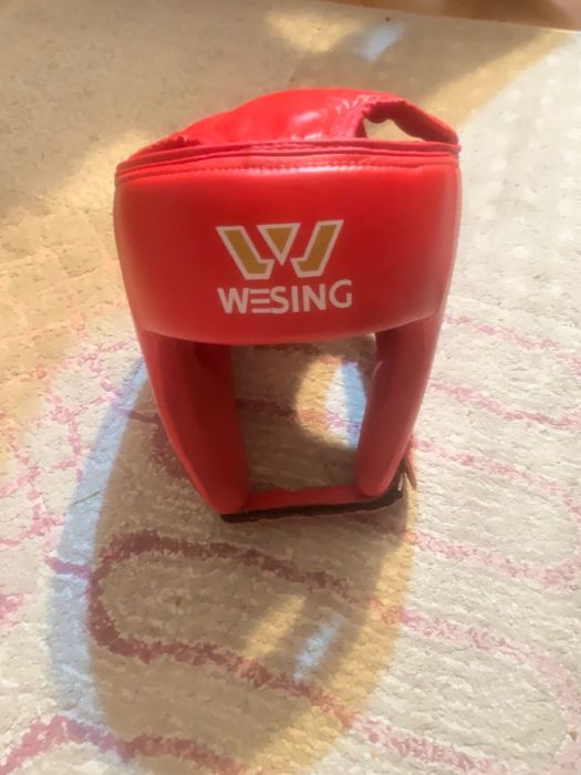 Шлем боксерский в отличном состоянии