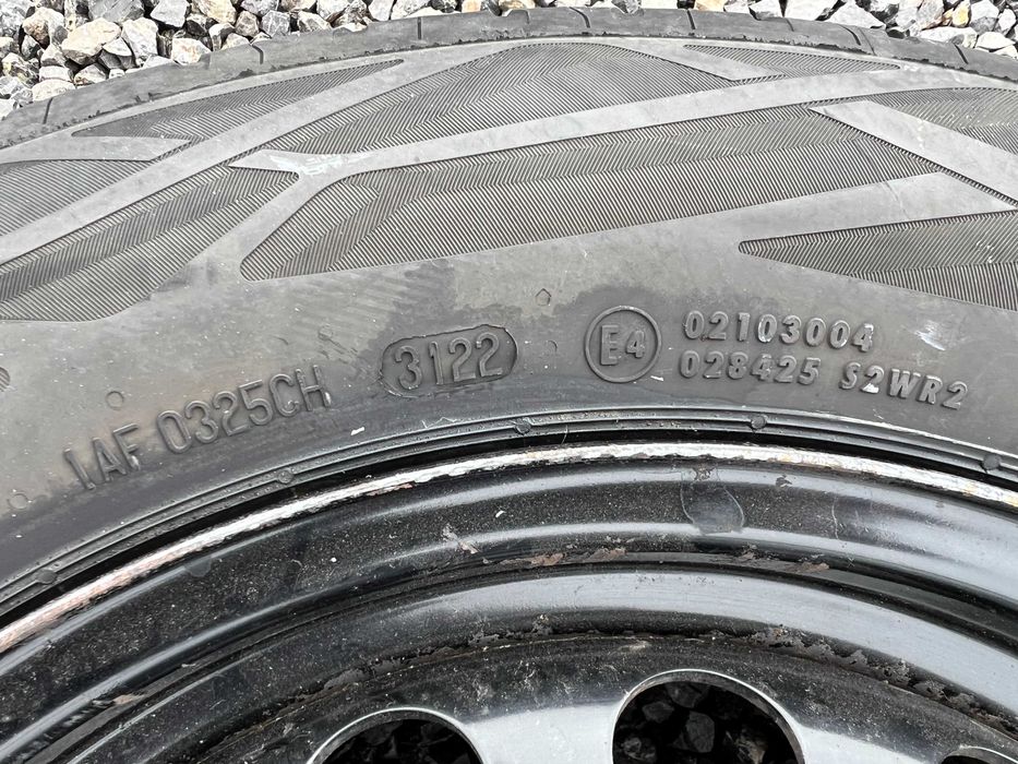 Продавам ОРИГИНАЛНА гума с джанта 5х108 6.5Jx16 ET50 за Ford/Volvo!