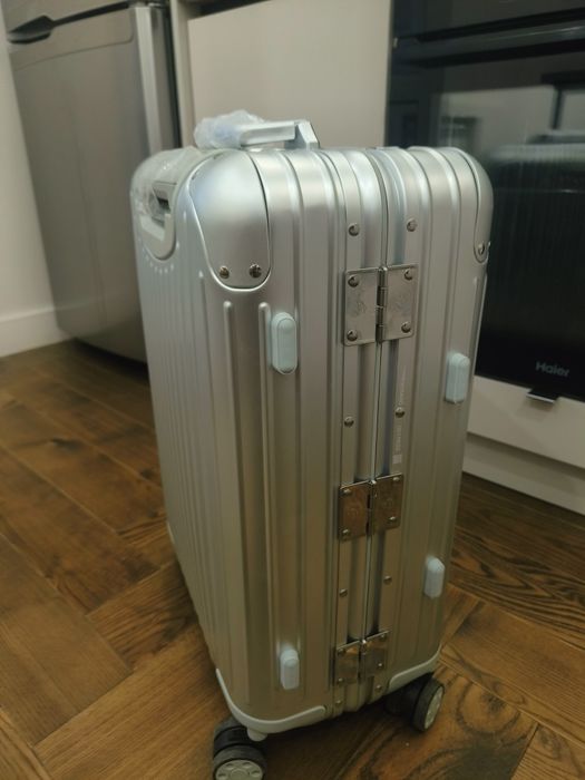 Чемодан - RIMOVA