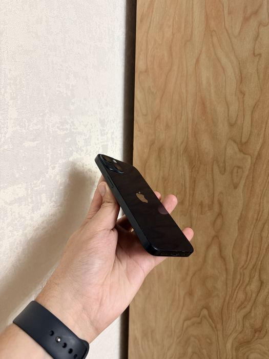 iPhone 13/256Gb - В отличном состоянии