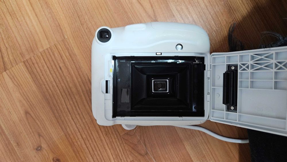 instax mini 11 камера