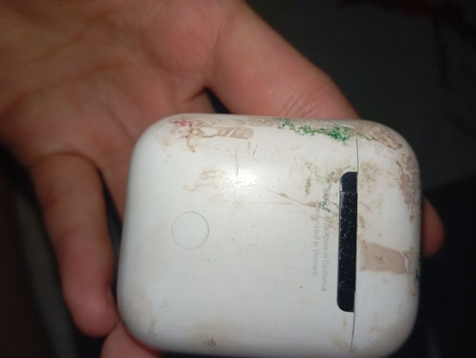 Наушники airpods