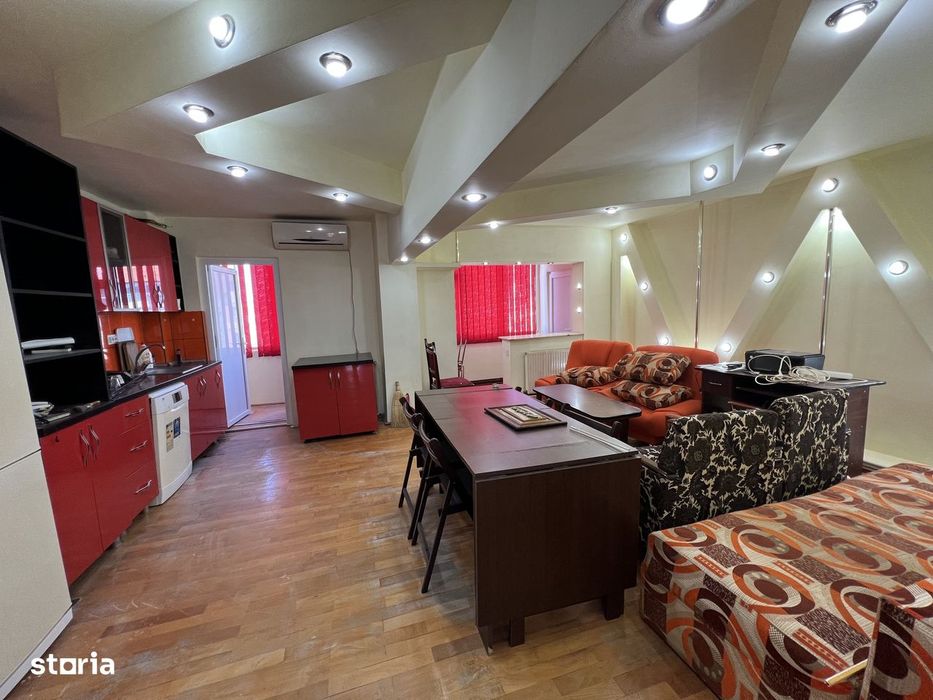 Apartament 3 camere Mioveni, Et3, mobilat, Centru