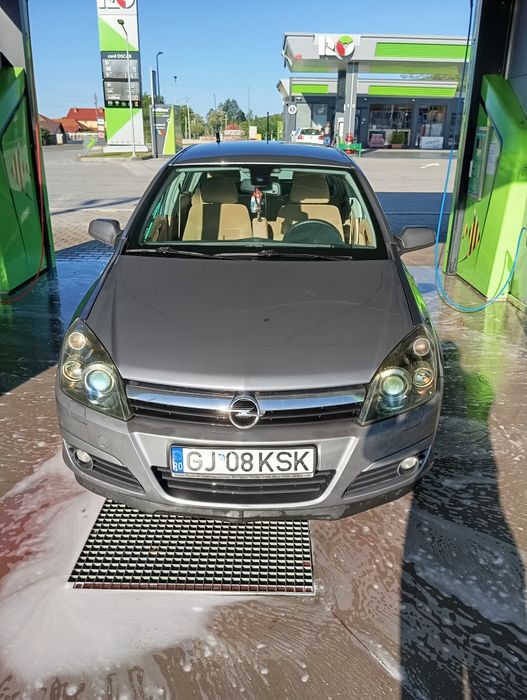 Opel Astra h 1.9 150 CP