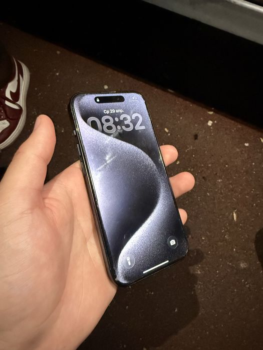 Продам 15про сини цвет