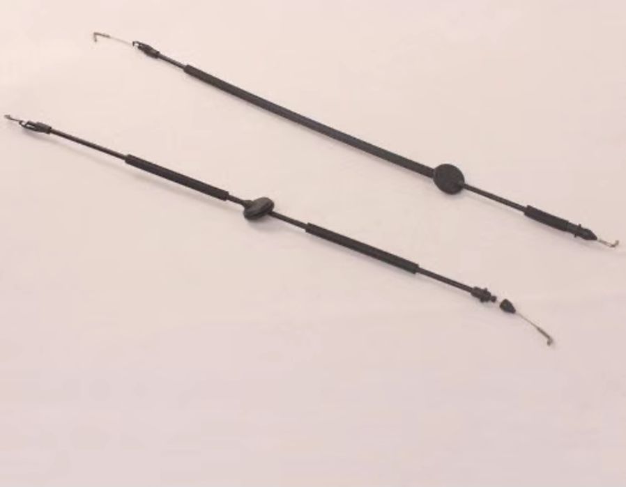 Продам тросс  на внутреннюю ручку Пассат Б 5