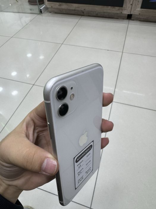 IPHONE 11 в хорошем состоянии