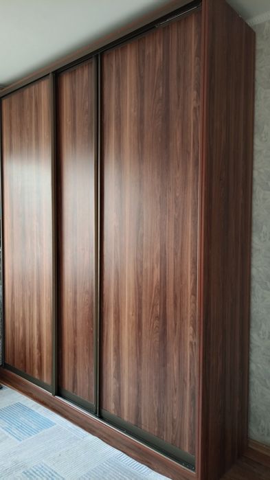 Шкаф б/у коричневый