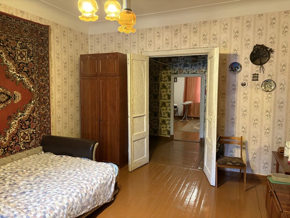 Продам 3-х ком военный городок