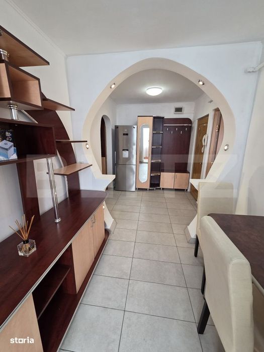 Apartament de vanzare cu 2 camere, 43 mp, zona Semicentral