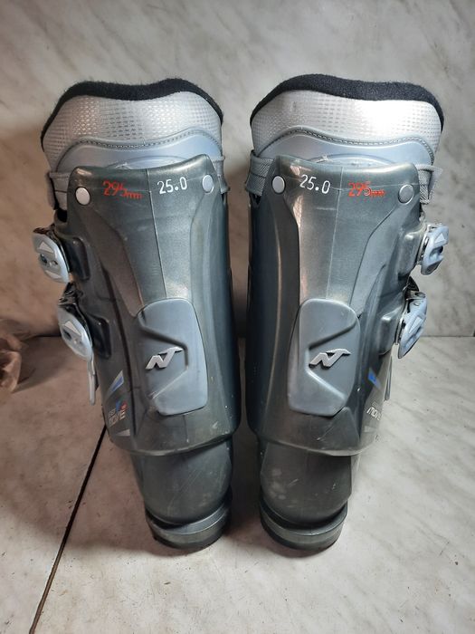 Clapari ski schi Nordica mondo 25-25,5 corespunde mărimii 38-39