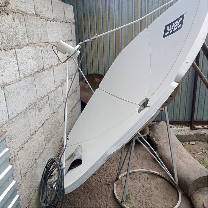 Продам антенну спутниковую