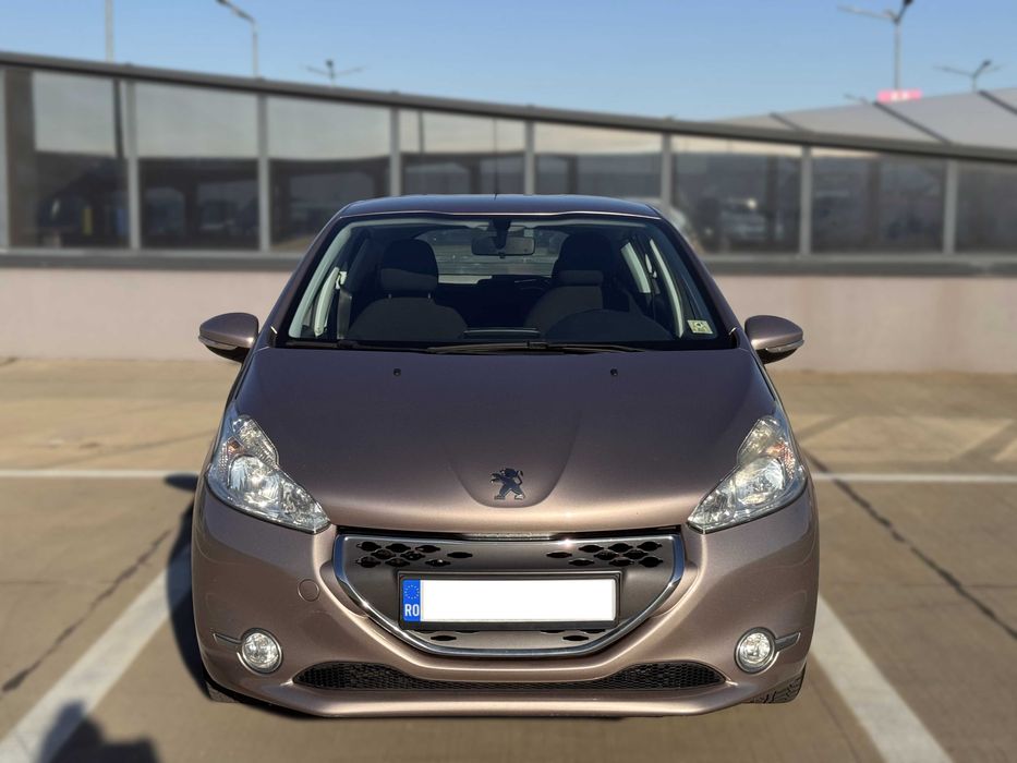 Peugeot 208 1.4 – Automată – 2013 – Euro 5 – Înmatriculată