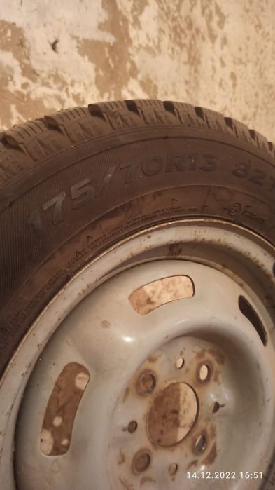 Шины шипованные  зимние