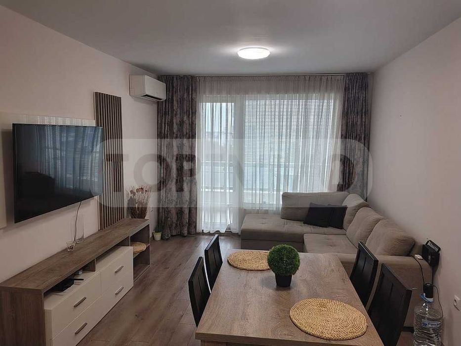 Дава се под наем Двустаен апартамент в Варна, Левски - 82 кв.м за 598.23 € - Снимка #1