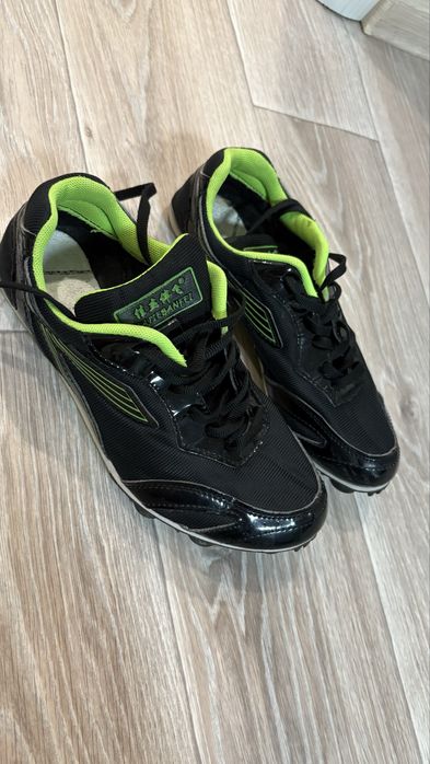 Шиповки б/у 36-37