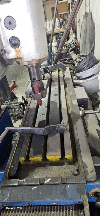 Универсална фреза Фу 251