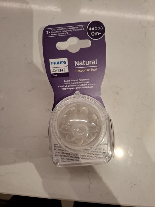 Tetina Philips Avent Natural Response si Tetină din silicon Lansinoh