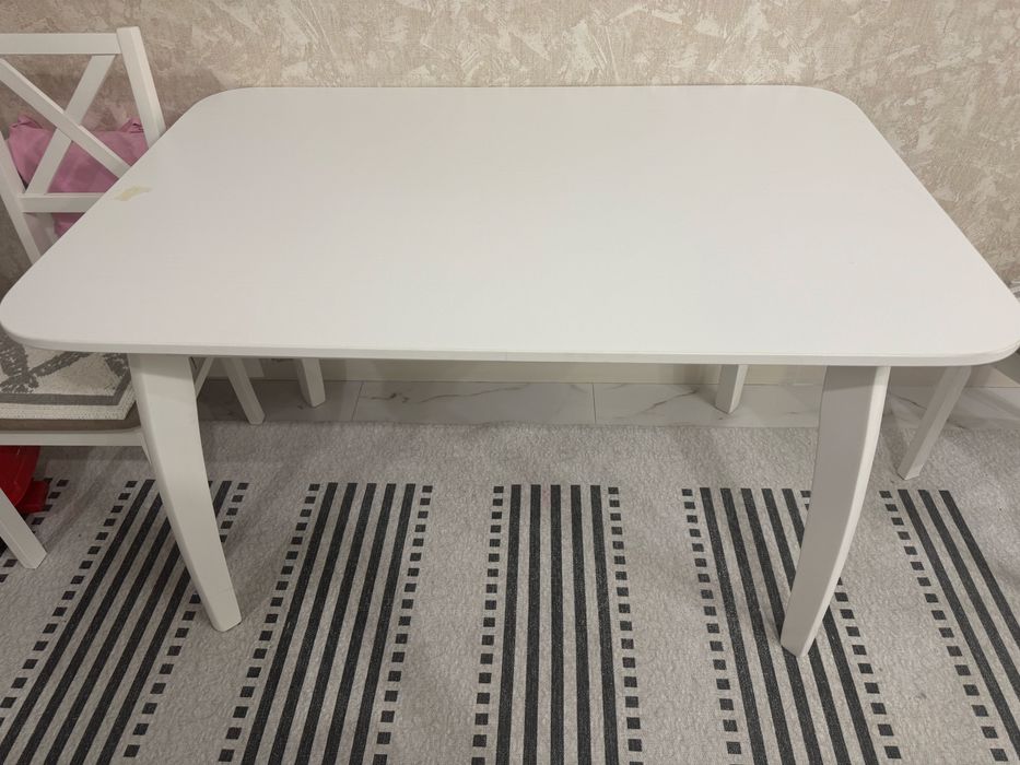 Продам стол кухонный б/у