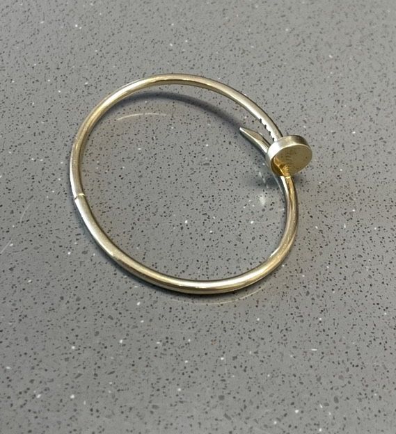 Продам золотой браслет