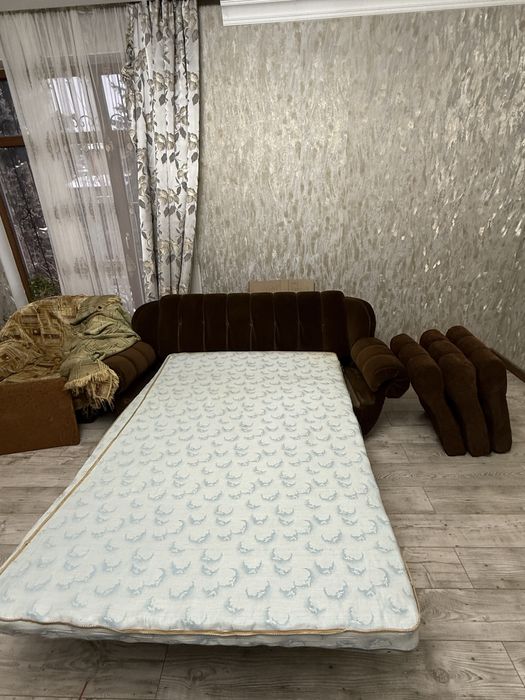 Продам мягкий уголок