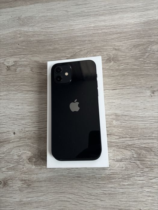 Телефон Iphone 12