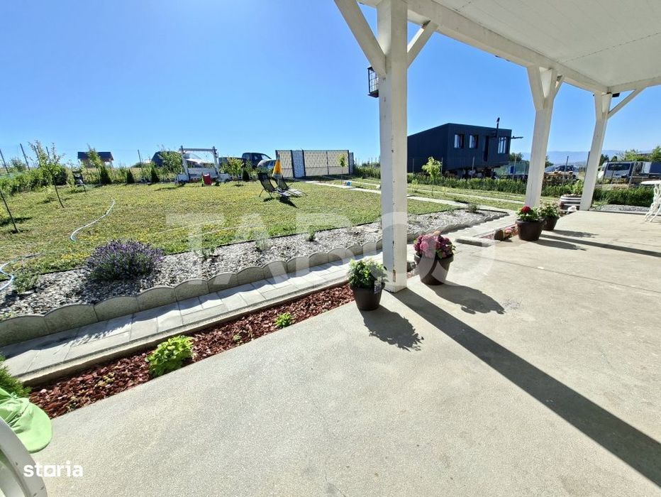 Casa moderna de vanzare in zona Dealul Sibiului din Sura Mare