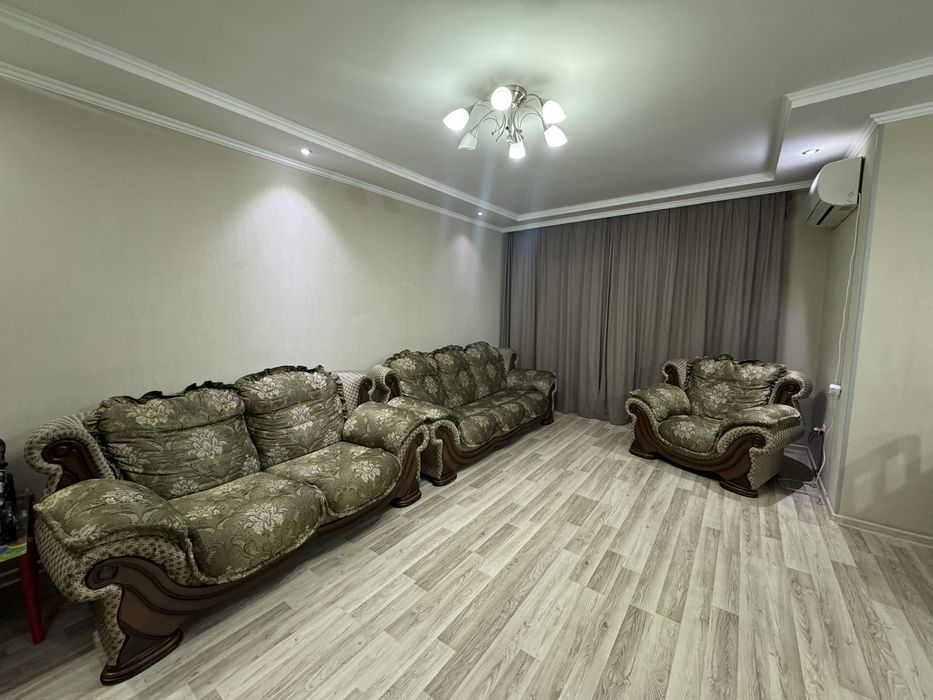 Продам мягкий уголок 3-2-1