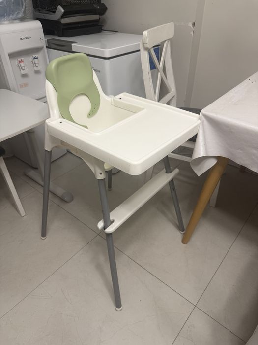 Стульчик Ikea с подножкой