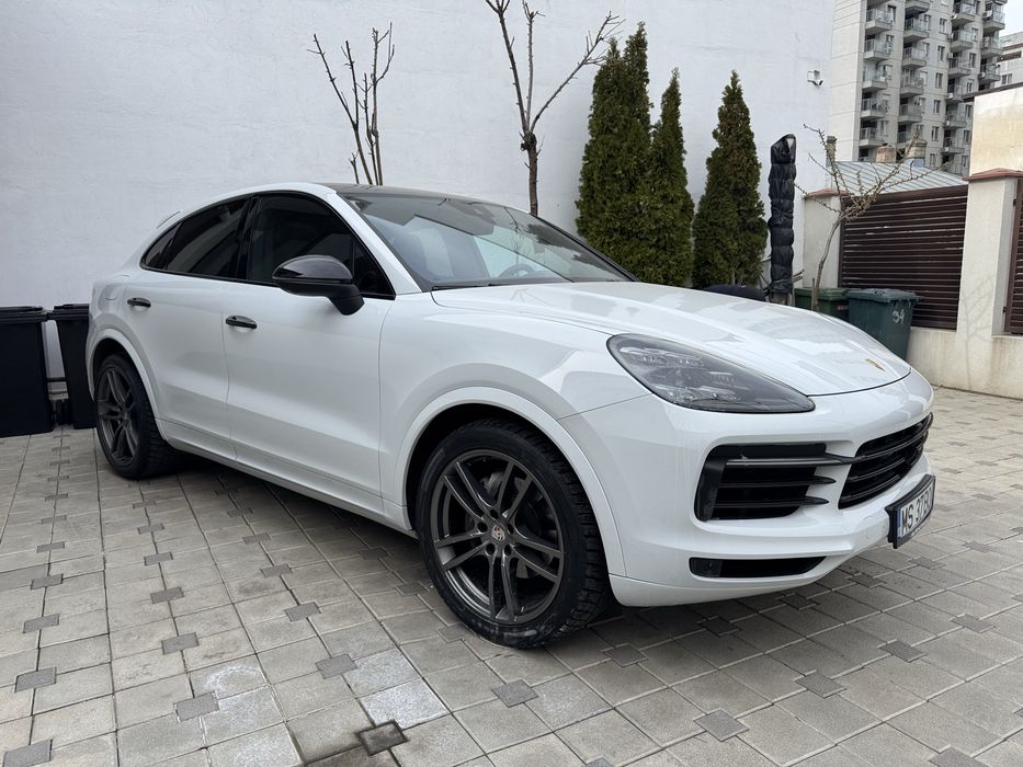 Porsche Cayenne Coupe, istoric fara daune