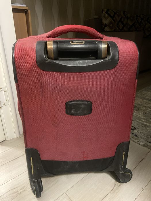 Чемодан в хорошем состоянии