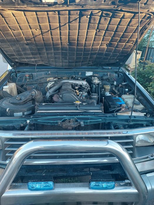 Тайота Прадо 78.