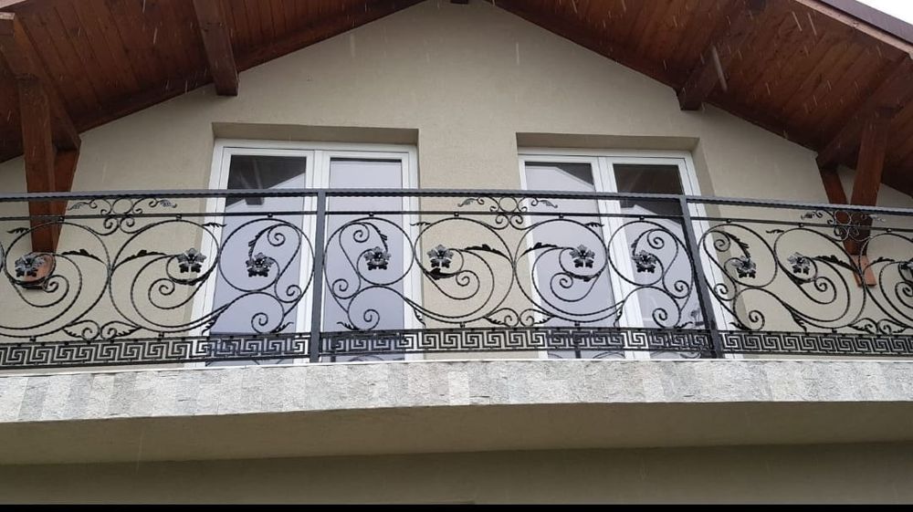 Porți,garduri,balustrade,copertine
