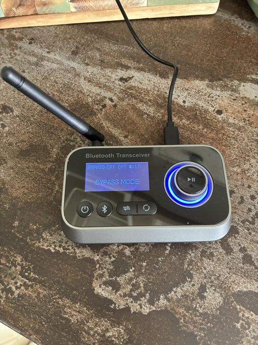 Аудио Bluetooth предавател приемник за телевизор, слушалки и HiFi