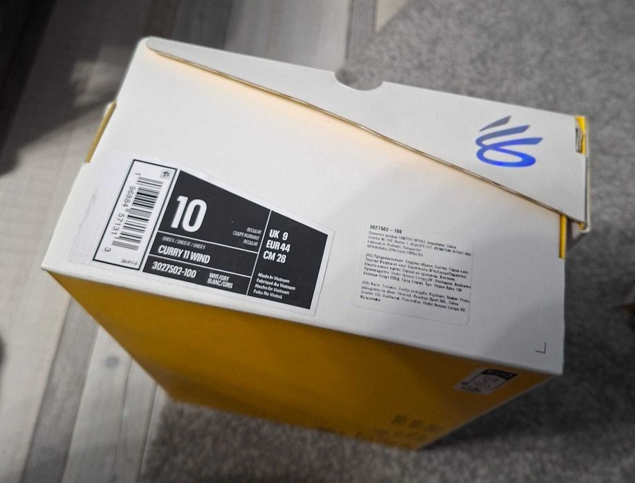 Under Armour model CURRY 11 WIND - mas EUR44/CM28/US10/UK9 - NOI