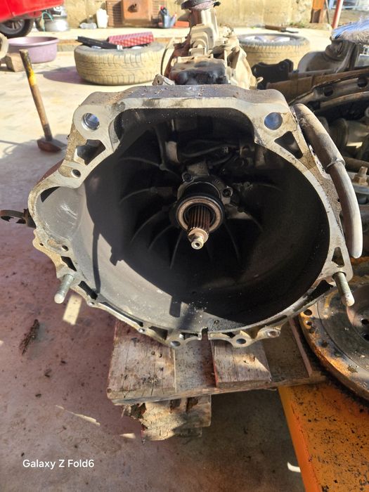 Скоростна кутия Сузуки Гранд Витара 2.0бензин  140 к.с./Suzuki  Vitara