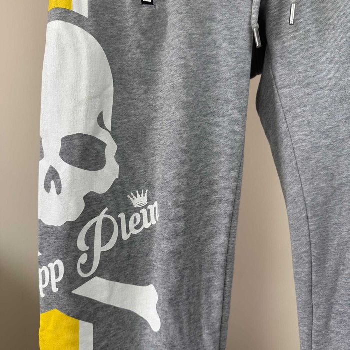 Спортно долнище Philipp Plein