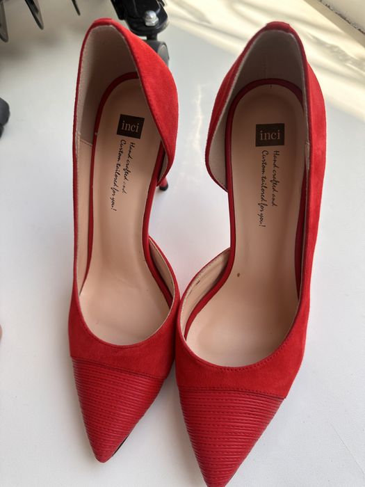 Продам новые туфли