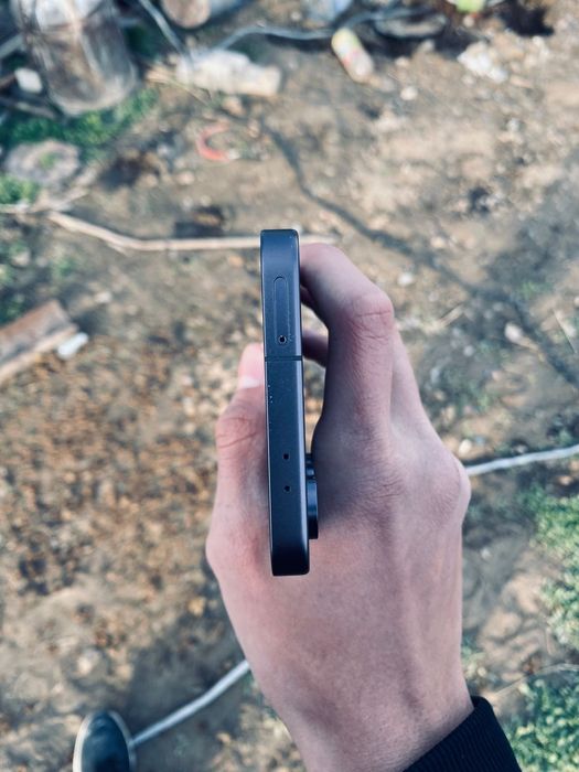 Samsung s24 fe  

Samsung S24