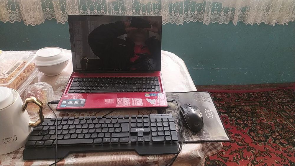 Продаётся ноутбук