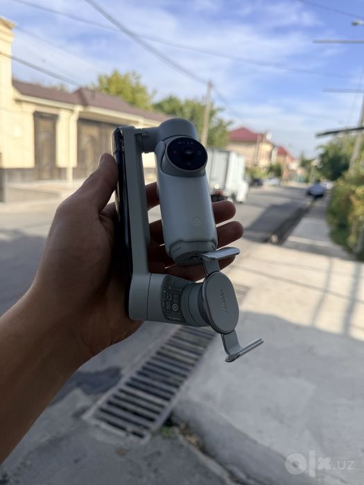 Insta360 Flow 2, Standard Bundle, Summit White