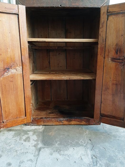 Продается     шкаф