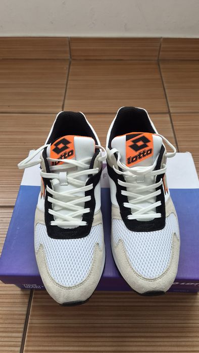 Adidașii LOTTO noi