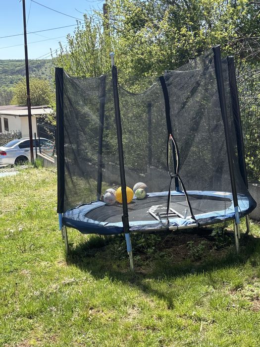 Батут голям размер