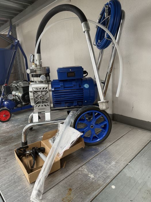 Pompa airless zugravit vopsit varuit 220v 350bar 4,9kw completa furtun