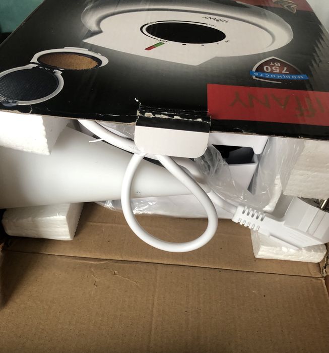 Вафельница электрическая